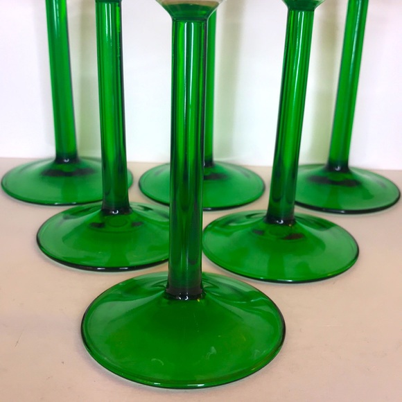 Luminarc France Emerald Green Wine Glasses set of 6 - Picture 3 of 6